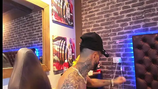 Snapshot of VinzenzRizzo chatting on September 19, 2025, 4:38 am VinzenzRizzo online show from September 19, 2025, 4:38 am