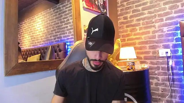 Snapshot of VinzenzRizzo chatting on September 10, 2025, 4:33 am VinzenzRizzo online show from September 10, 2025, 4:33 am