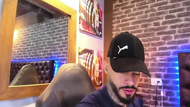 Snapshot of VinzenzRizzo chatting on September 28, 2025, 4:30 am VinzenzRizzo online show from September 28, 2025, 4:30 am