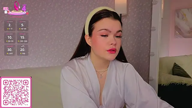 Snapshot of ShyEmma_ chatting on September 21, 2025, 12:05 am ShyEmma  online show from September 21, 2025, 12:05 am