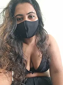 Snapshot of Bristy- chatting on September 16, 2025, 6:58 am Bristy- online show from September 16, 2025, 6:58 am