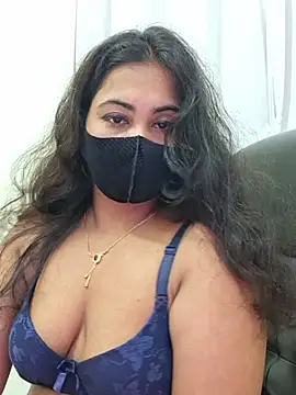 Snapshot of Bristy- chatting on October 5, 2025, 7:48 pm Bristy- online show from October 5, 2025, 7:48 pm