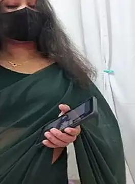 Snapshot of Bristy- chatting on October 4, 2025, 3:35 pm Bristy- online show from October 4, 2025, 3:35 pm