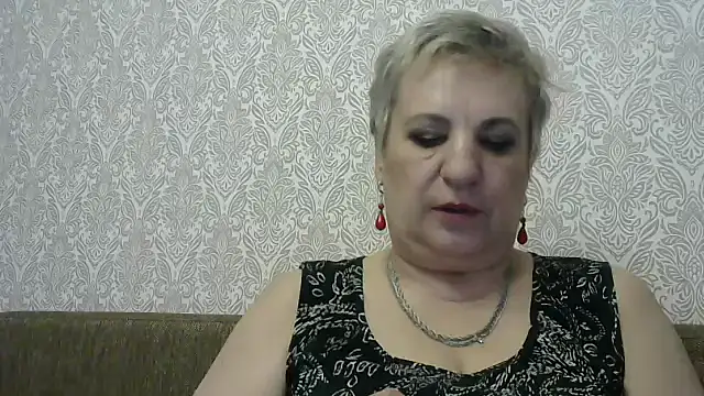 StarNicole online show from September 28, 2025, 7:37 am