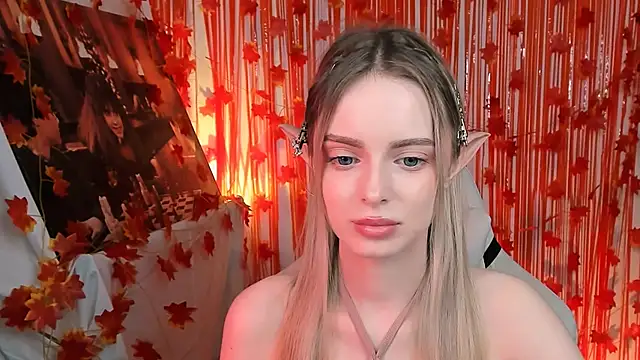 Snapshot of JuliaBrewwer chatting on October 27, 2025, 11:55 am JuliaBrewwer online show from October 27, 2025, 11:55 am