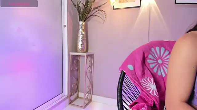 dulce fiore07 online show from September 25, 2025, 12:44 pm