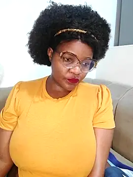Snapshot of ChubbyBitch26 chatting on July 1, 2026, 8:42 pm ChubbyBitch26 online show from July 1, 2026, 8:42 pm