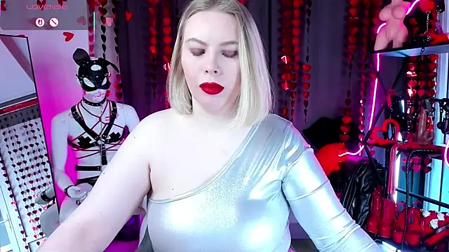 Snapshot of Anna_Maxwell chatting on February 16, 2026, 2:10 am Anna Maxwell online show from February 16, 2026, 2:10 am