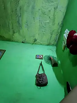 Snapshot of PIHU999 chatting on October 2, 2025, 2:37 am PIHU999 online show from October 2, 2025, 2:37 am