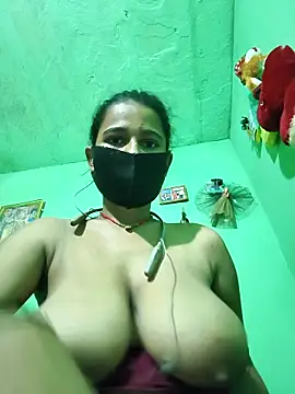 Snapshot of PIHU999 chatting on October 22, 2025, 6:02 am PIHU999 online show from October 22, 2025, 6:02 am