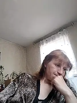 Flower2931 online show from April 30, 2026, 7:48 am