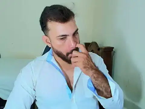 Snapshot of max_love255 chatting on October 2, 2025, 7:28 pm max love255 online show from October 2, 2025, 7:28 pm