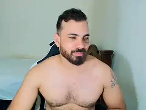 Snapshot of max_love255 chatting on November 4, 2025, 10:13 pm max love255 online show from November 4, 2025, 10:13 pm