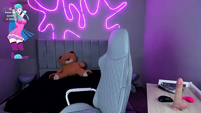 Sabrina bloom online show from October 2, 2025, 1:14 pm