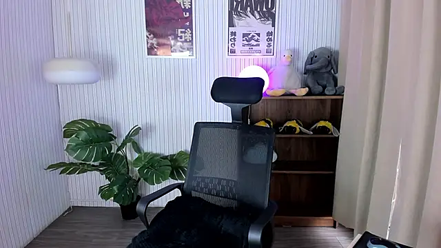 Snapshot of Sabrina_bloom chatting on February 2, 2026, 1:21 pm Sabrina bloom online show from February 2, 2026, 1:21 pm