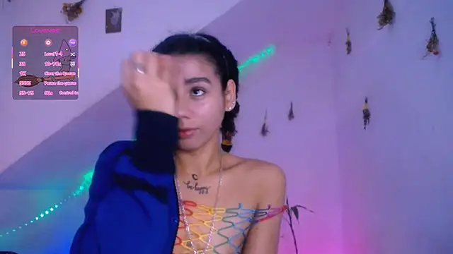 Snapshot of Nocturnawitch chatting on October 9, 2025, 4:07 pm Nocturnawitch online show from October 9, 2025, 4:07 pm