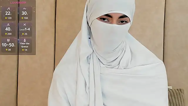  Zahiira  online show from September 24, 2025, 11:50 am