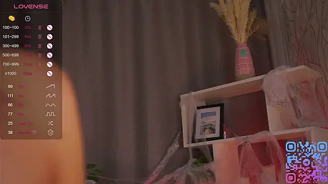 DaisyBlaze online show from October 29, 2025, 4:50 pm