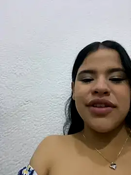 Snapshot of Aisha_poweer chatting on October 11, 2025, 2:56 am Aisha poweer online show from October 11, 2025, 2:56 am