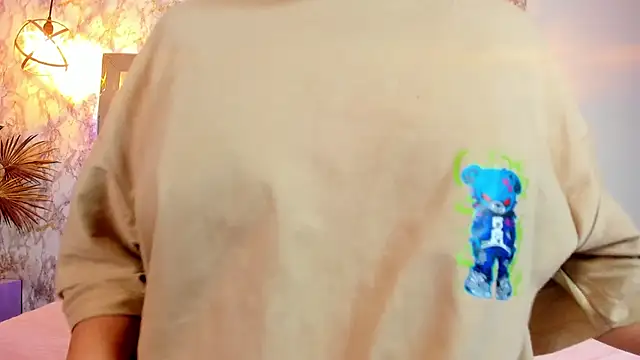 Snapshot of Aisha_poweer chatting on September 25, 2025, 3:01 am Aisha poweer online show from September 25, 2025, 3:01 am