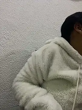 Snapshot of Aisha_poweer chatting on September 30, 2025, 3:01 am Aisha poweer online show from September 30, 2025, 3:01 am