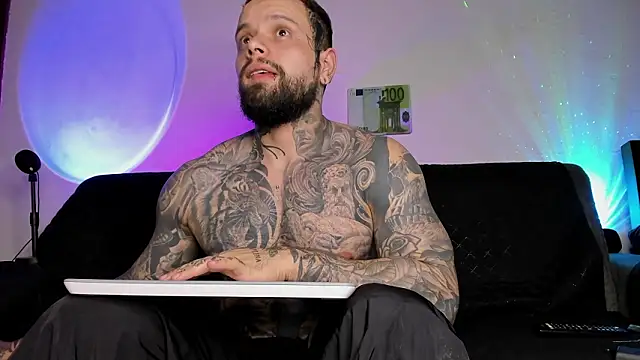 natevillage online show from March 4, 2026, 1:02 am