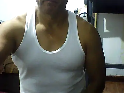 Snapshot of sexigym35 chatting on October 16, 2025, 3:26 am sexigym35 online show from October 16, 2025, 3:26 am