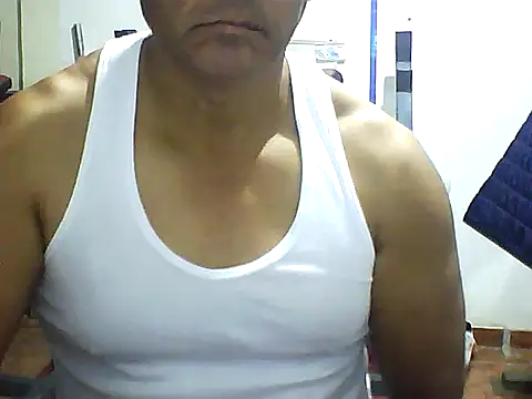 Snapshot of sexigym35 chatting on October 8, 2025, 3:52 am sexigym35 online show from October 8, 2025, 3:52 am