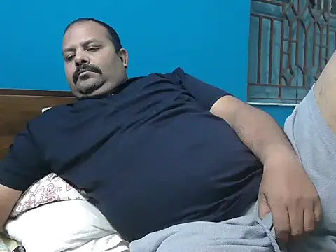 simpleboldguy277 online show from January 16, 2026, 6:45 pm