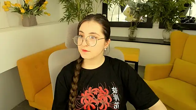 VirtuallVoyant online show from November 7, 2025, 5:01 am