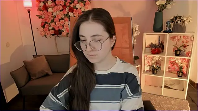 Snapshot of VirtuallVoyant chatting on February 25, 2026, 1:28 am VirtuallVoyant online show from February 25, 2026, 1:28 am