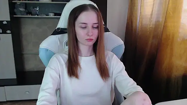 Cutti Crystal online show from March 3, 2026, 3:13 am