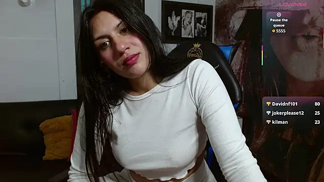 Snapshot of gigi_gilt_ chatting on October 5, 2025, 4:20 pm gigi gilt online show from October 5, 2025, 4:20 pm