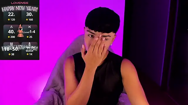 Snapshot of Matheewx_m chatting on September 12, 2025, 1:28 am Matheewx m online show from September 12, 2025, 1:28 am