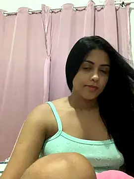 afroditii online show from November 6, 2025, 12:58 am