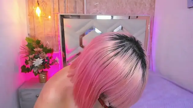 Snapshot of Venuss1_ chatting on October 3, 2025, 4:36 am Venuss1 online show from October 3, 2025, 4:36 am