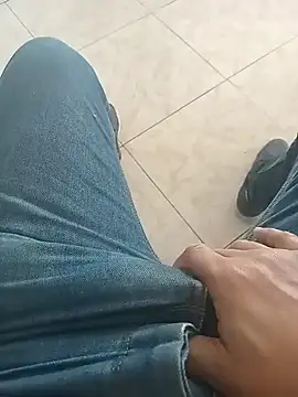 Snapshot of svvagesexyy chatting on February 15, 2026, 8:57 am svvagesexyy online show from February 15, 2026, 8:57 am