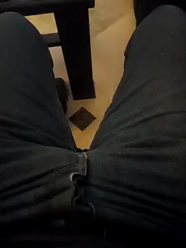 Snapshot of svvagesexyy chatting on February 27, 2026, 8:41 pm svvagesexyy online show from February 27, 2026, 8:41 pm