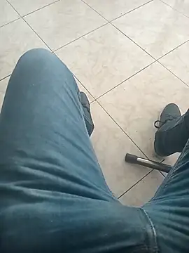 Snapshot of svvagesexyy chatting on February 18, 2026, 8:11 am svvagesexyy online show from February 18, 2026, 8:11 am