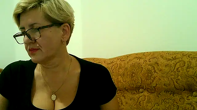 Dana4921 online show from October 10, 2025, 4:41 pm