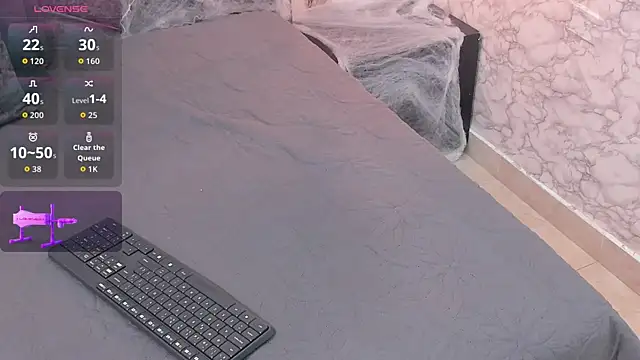 Snapshot of SASHA_BROWNIE__ chatting on October 10, 2025, 8:09 pm SASHA BROWNIE online show from October 10, 2025, 8:09 pm