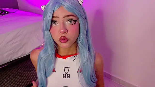 Taylorsmitth  online show from December 20, 2025, 12:19 pm