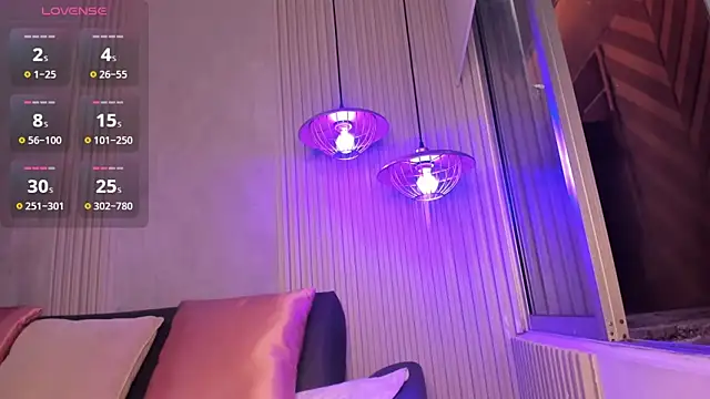 MarianaaSantos online show from November 20, 2025, 3:12 pm