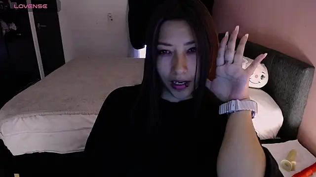 Snapshot of Mia_1120 chatting on May 1, 2026, 4:01 pm Mia 1120 online show from May 1, 2026, 4:01 pm