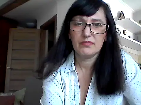 Elena48324 online show from April 17, 2026, 10:18 am