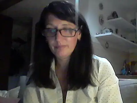 Elena48324 online show from November 20, 2025, 7:14 pm