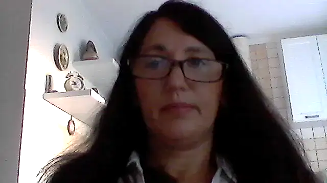 Elena48324 online show from September 12, 2025, 7:41 am