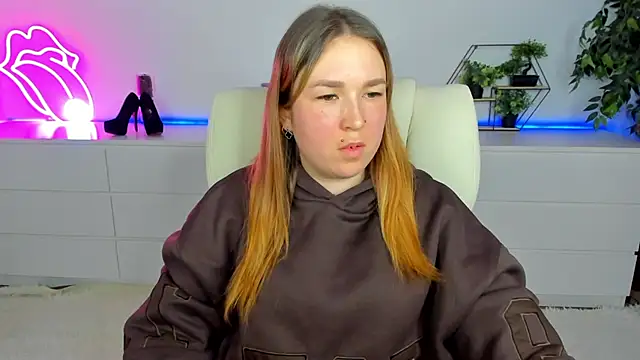 Sofii darling online show from February 18, 2026, 5:31 pm