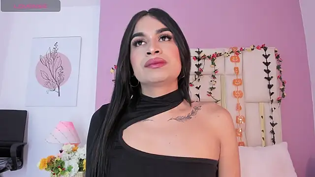 Snapshot of Silvana-Castro chatting on October 7, 2025, 11:11 am Silvana-Castro online show from October 7, 2025, 11:11 am