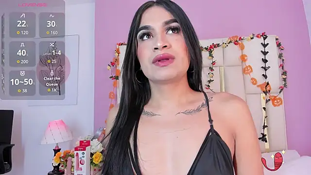 Snapshot of Silvana-Castro chatting on October 30, 2025, 11:41 am Silvana-Castro online show from October 30, 2025, 11:41 am